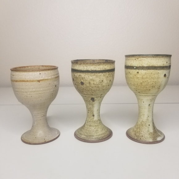 Stoneware Wine Goblets Set of 3 Speckled Natural Tones 8oz - Picture 3 of 9